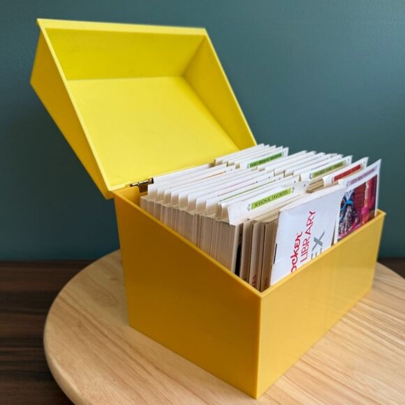 Vtg Betty Crocker Recipe Card Library Box Yellow 1971 Complete W/ Extras Salty S